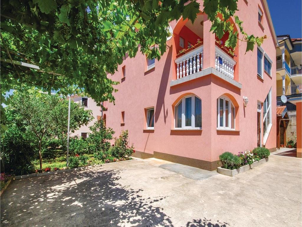 Stunning Apartment In Crikvenica With Wifi Exterior foto